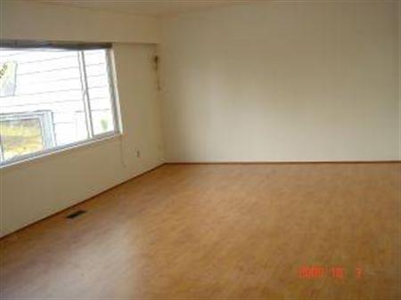 Very large second floor corner two bedroom Apartment