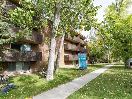 Crescent Heights Apartments | 312 3 Ave NE, Calgary