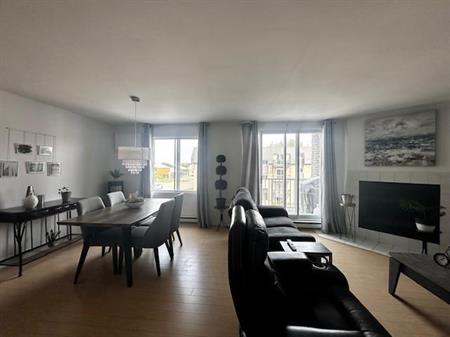 GRAND 4 1/2 à louer Repentigny avec FOYER OCT. 1595 $