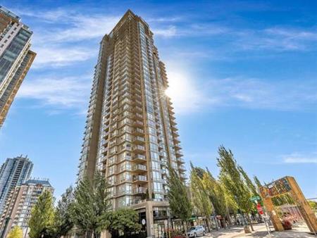 Cat Friendly! 2 bdms, 2 baths, 1 parking Hi-Rise near Coquitlam Centre