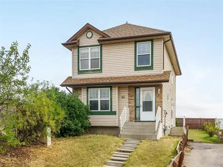 Rent $1950 + utilities Great location! | 46 Rivercrest Way Southeast, Calgary