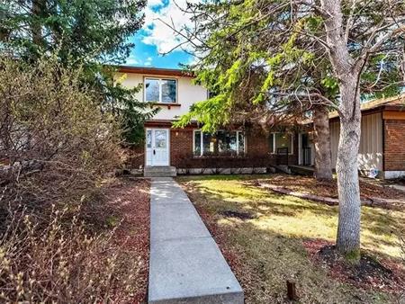 4 Bed 1.5 Bath Duplex | 204 Midridge Place Southeast, Calgary