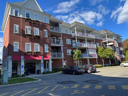 Beau condo à louer à st Jérôme