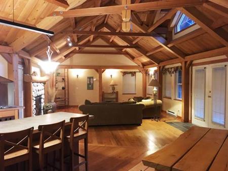 Cozy by the fire - Charming Timberframe - Long-Term Rental