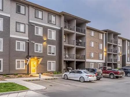 Secord Landing | 635 Secord Blvd NW, Edmonton