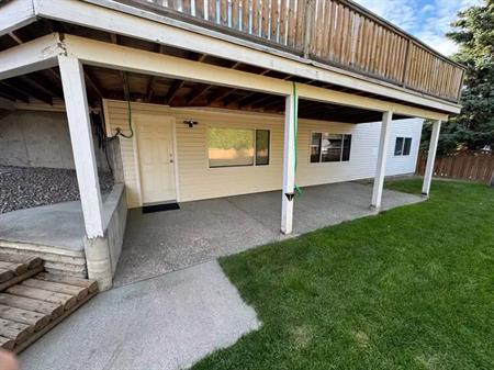 A ground-level basement unit in Carmel Court, Kamloops | 580 Carmel Court, Kamloops