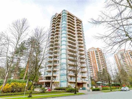 Huge 2 Bedroom&2 baths Condo in Burnaby Metrotown