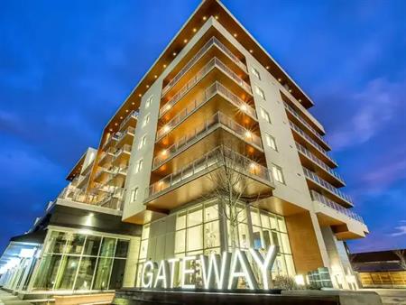 Luxurious 3-Bedroom Condo in Calgary | 515 - 8445 Broadcast Avenue Southwest, Calgary