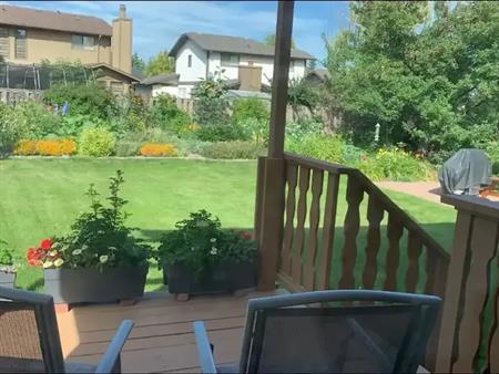 3 Bedroom House with huge back yard | Calgary