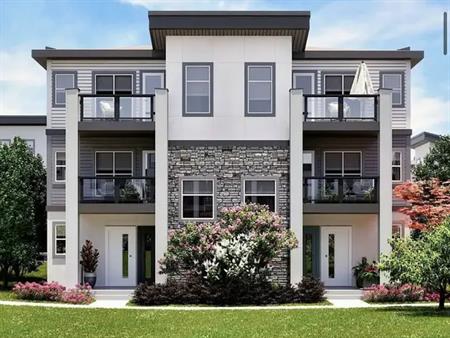 Brand new spacious Townhouse in the upscale neighborhood of Aspen Spring | 2117 81 Street Southwest, Calgary