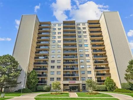 Glencrest Terrace Apartments | 3055 Glencrest Road, Burlington