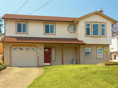 4 Bedroom Family Home!