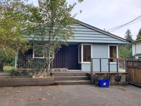 A Cozy House on a Large Flat Property in Lynn Valley