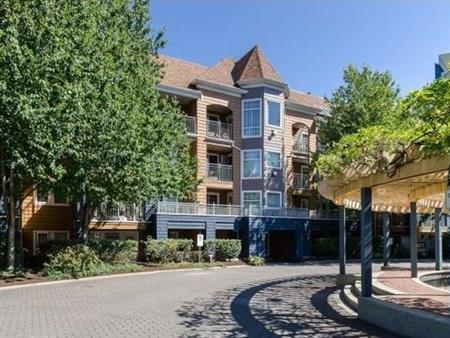 Coquitlam Central 1 Bed 1 Bath Apartment