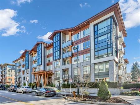 2 bdr 2 bath Polygon Condo at Juniper Built in 2019