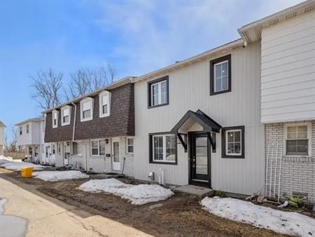 660 Hochelaga Street | 660 Hochelaga Street, Ottawa