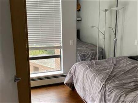 Corner Suite for Rent (Private Bedroom and Bathroom)