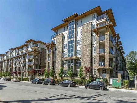 $2,750 - Beautiful 2 Bed 2 Bath Unit - Great Walk Score!