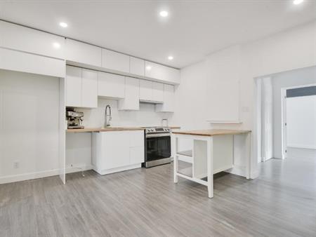 Appartement lumineux à louer dans Vanier