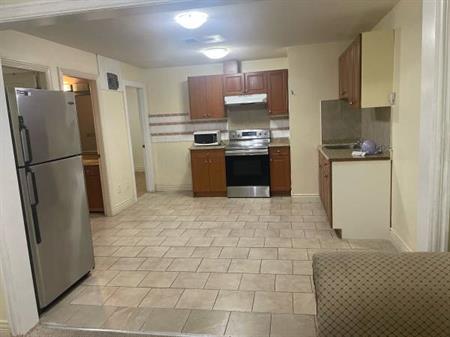 2 bedroom 1bathroom above ground unit