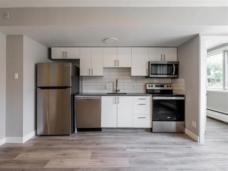 312 - 5765 Cote-St-Luc Road, Montréal