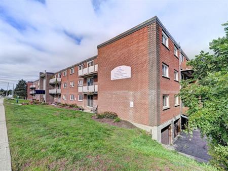 Ravine View Apartments | 310 Clyde Rd., Cambridge