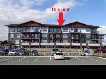 Downtown Campbell River, ocean side, 1 bdm TOP floor, faces East, view