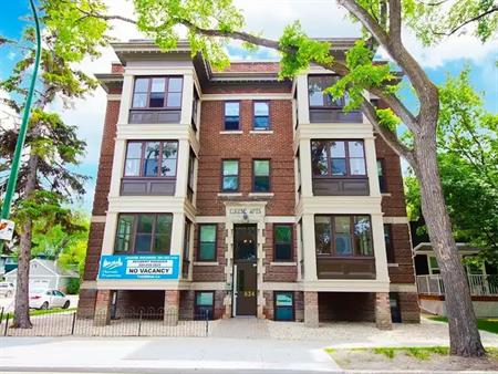 834 Grosvenor Avenue | 834 Grosvenor Avenue, Winnipeg