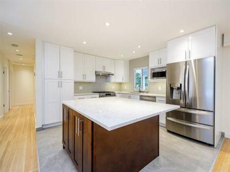 Port Moody Family Home - 5 bed 3 bath Completely Updated - Avail Now