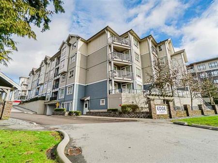 13897 Fraser Highway | 13897 Fraser Highway, Surrey