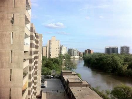 Newly RENOV, 2 BDR condo in Osborne Village, UTILS & APPL INCL | 300 Roslyn Road, Winnipeg