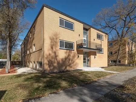 303 Stradbrook | 303 Stradbrook Avenue, Winnipeg