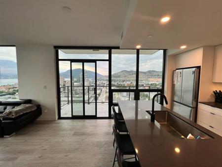 2 bed/2 bath lakeview @ The Brooklyn (#2108)