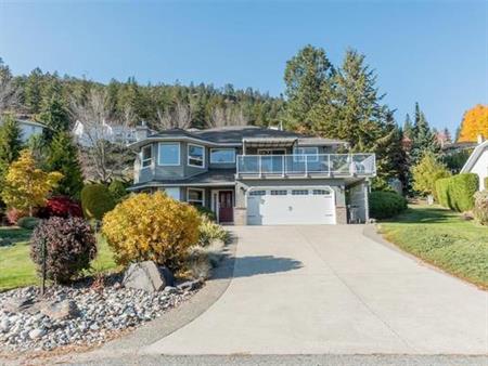 Beautiful signle house in West Kelowna for Rent