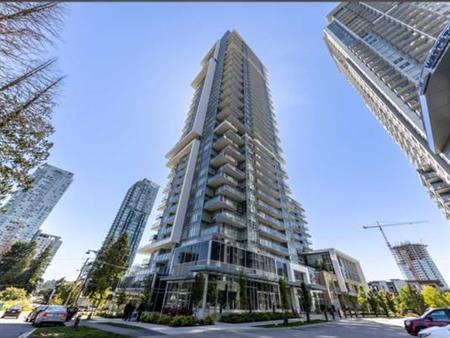 $2750 New bright 2 bd +2 bath in Surrey central