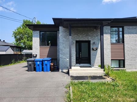 Maison Longueuil (Saint-Hubert) À Louer