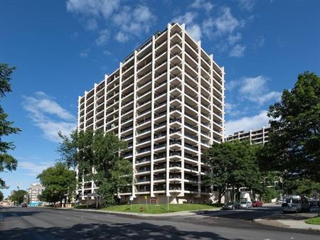 Les Habitats Apartments | 440 Père-Marquette, 435 Chemin Ste-Foy, Quebec