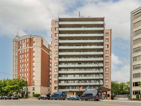 4840 Côte St-Luc Montreal | 4840 Côte St-Luc Montreal, Montreal