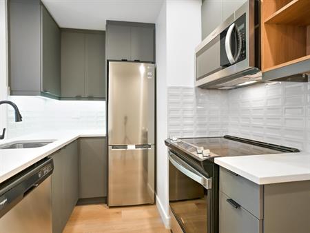 2235 Prud’Homme - Douek.ca | 2235 Avenue Prud'Homme, Montreal