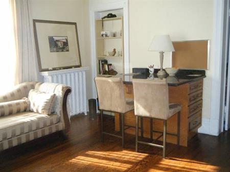 Charming 1-bedroom in Rosedale