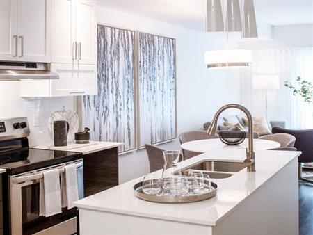 Petrie's Landing II by Brigil | 160 Ottawa Prestige Circle, Ottawa