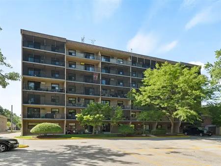 Janisse Tower | 6600 Wyandotte St. E., Windsor