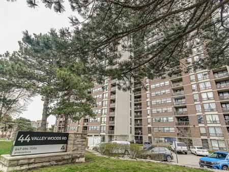 44 Valley Woods Rd. | 44 Valley Woods Rd., North York