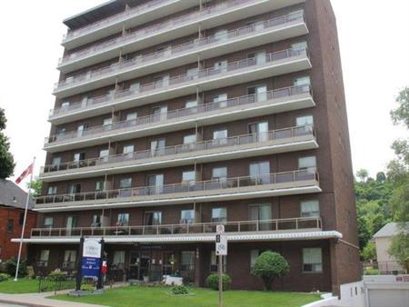 Stinson Tower Apartments | 180 Stinson St., Hamilton