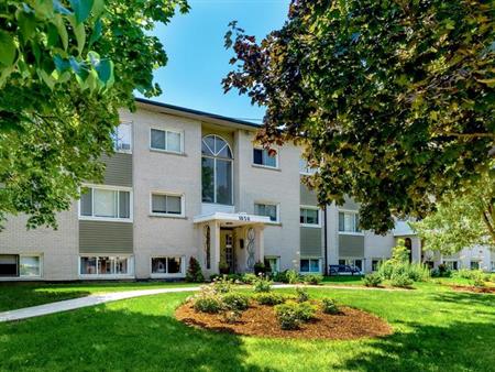 Parkland Apartments | 1050 Highland Street, Burlington