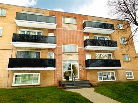 Breton Place Apartments | 102 Breton Road, Sault Ste. Marie