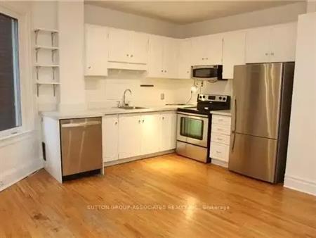 Multi-Level Spacious Unit In The Heart Of The Annex | 511 Brunswick Avenue, Toronto