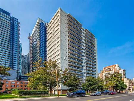 890 Mount Pleasant Apartments | 890 Mount Pleasant Road, Toronto