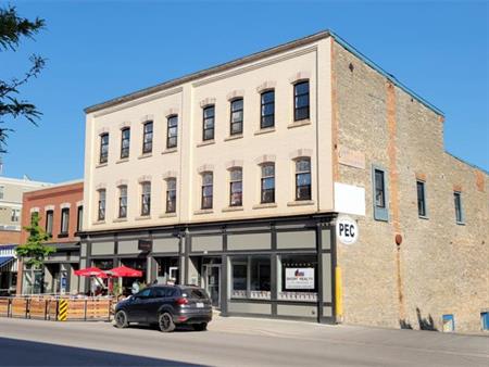 254 Main St. | 254 Main St., Picton