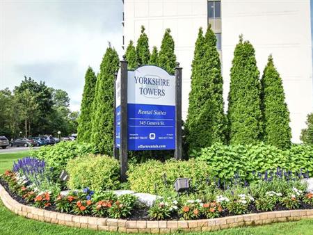 Yorkshire Towers | 345 Geneva St., St. Catharines